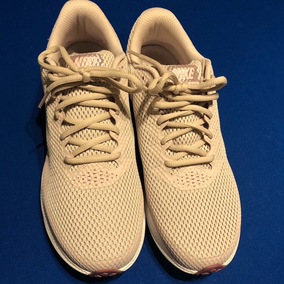 💢SOLD💢 Women’s Nike Zoom - Picture 2 of 6